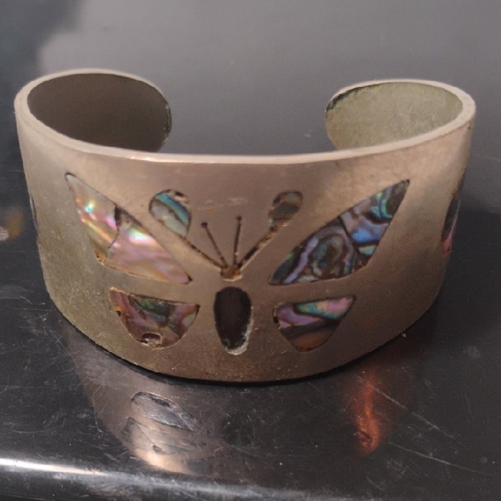 Vintage Mexico Butterfly Abalone Shell Cuff Bracelet CALLOUTS